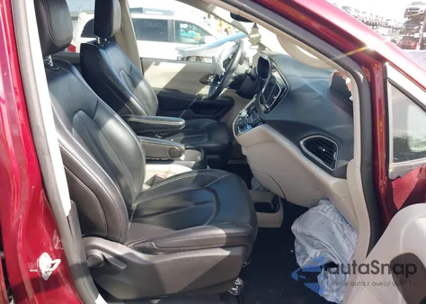 2021 Chrysler Voyager Lxi из США, поврежденный, VIN 2C4RC1DG8MR512824